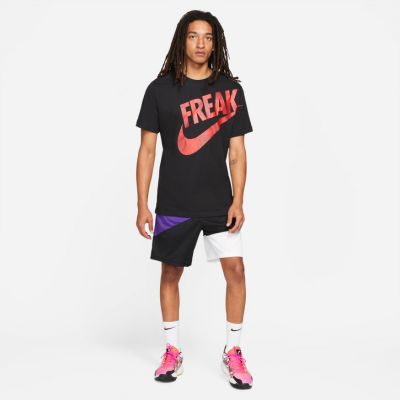 Nike Dri-Fit Giannis "Freak" Printed Basketball Tee - Schwarz - Kurzärmeliges T-shirt