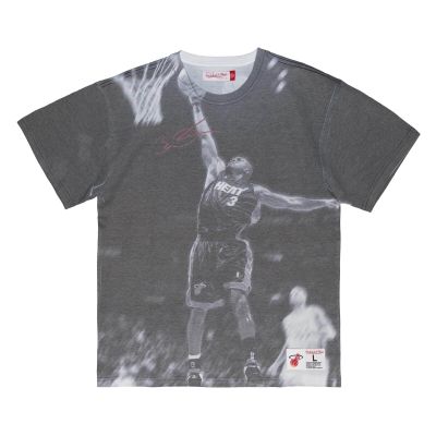 Mitchell & Ness NBA Dwyane Wade Above The Rim Sublimated S/S Tee - Grau - Kurzärmeliges T-shirt